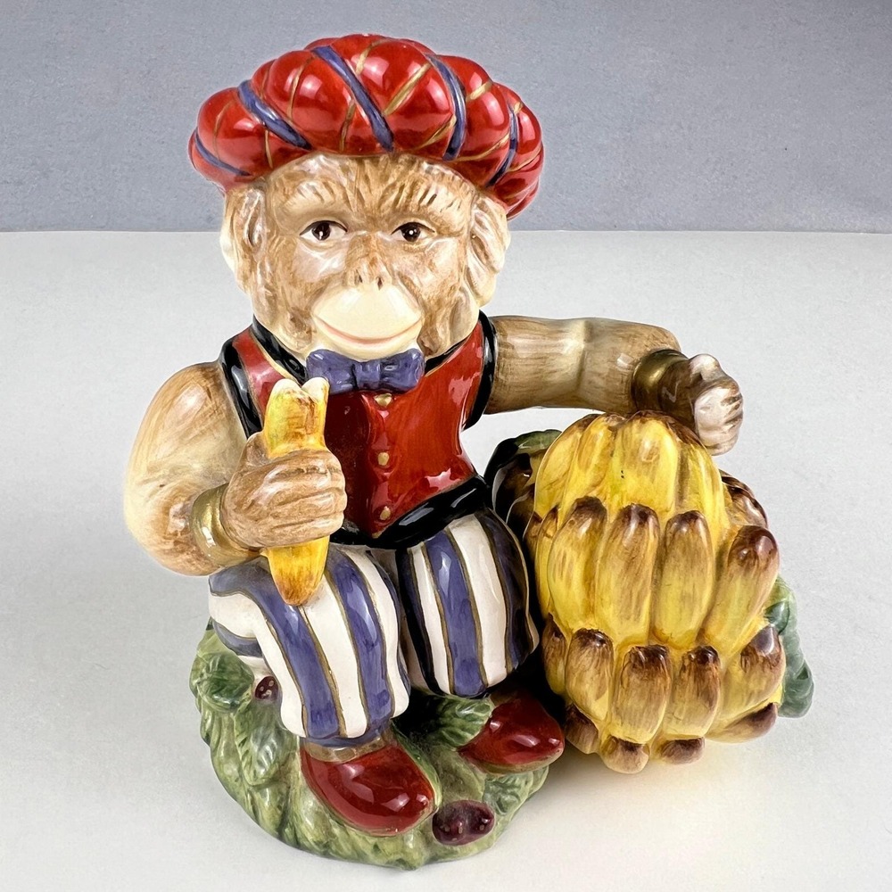 K&B Monkey Salt and Pepper Shakers Set Multicolor Ceramic Vintage Style Decor